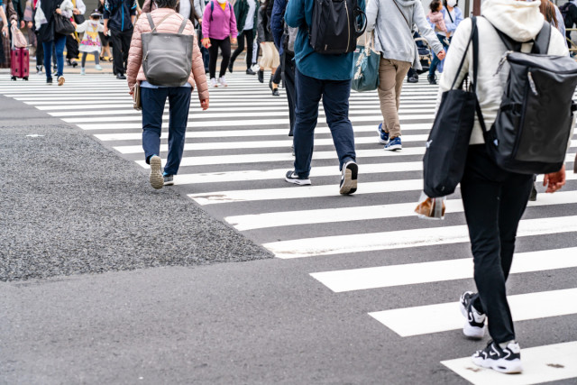 通行のじゃまにならないようにしましょう